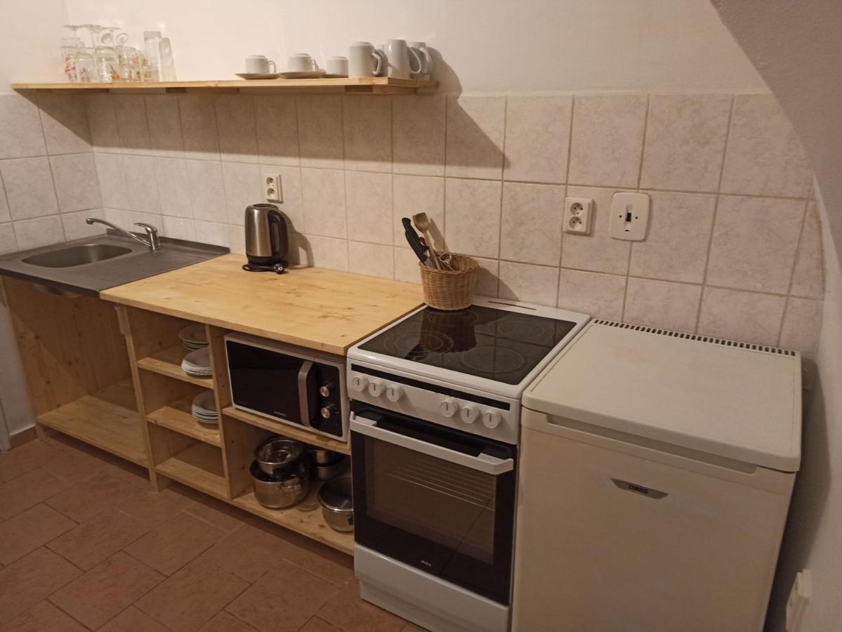 Apartmany Ziakova - Ubytovani Nove Hrady 111 Bagian luar foto
