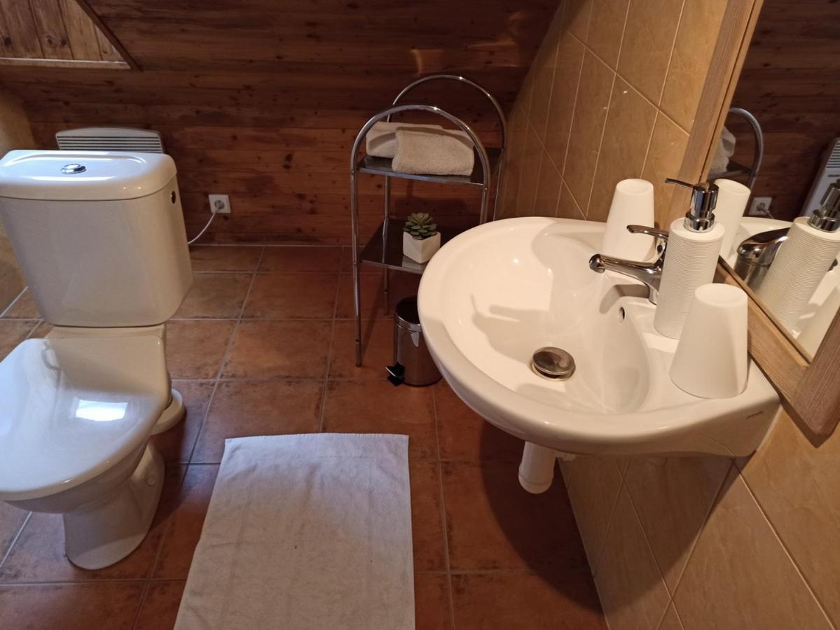 Apartmany Ziakova - Ubytovani Nove Hrady 111 Bagian luar foto